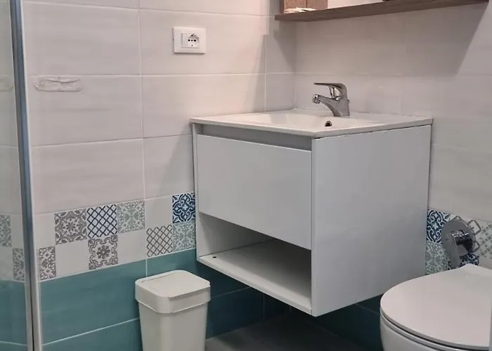 Da Claudio Гостевой дом Конка-дей-Марини